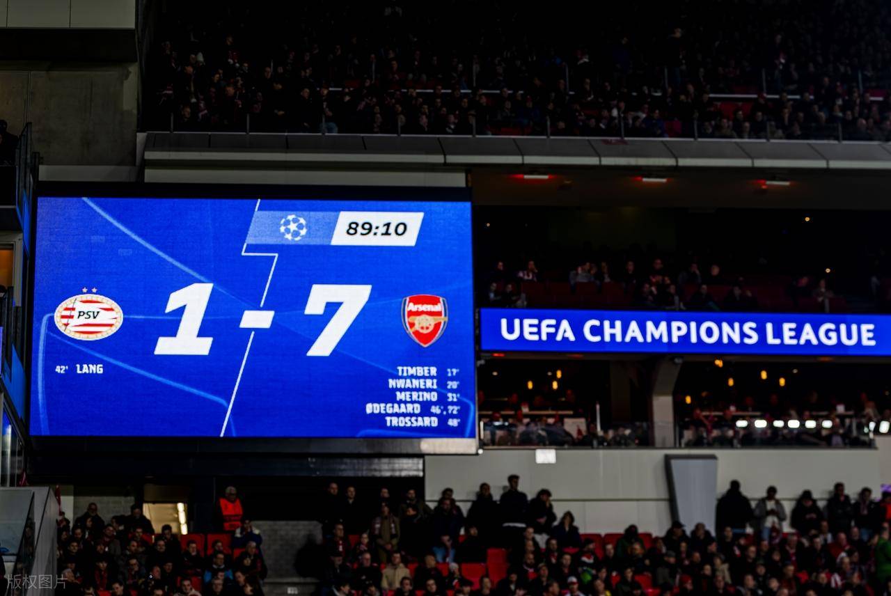 阿贾克斯新任主帅计划重振球队雄风的简单介绍