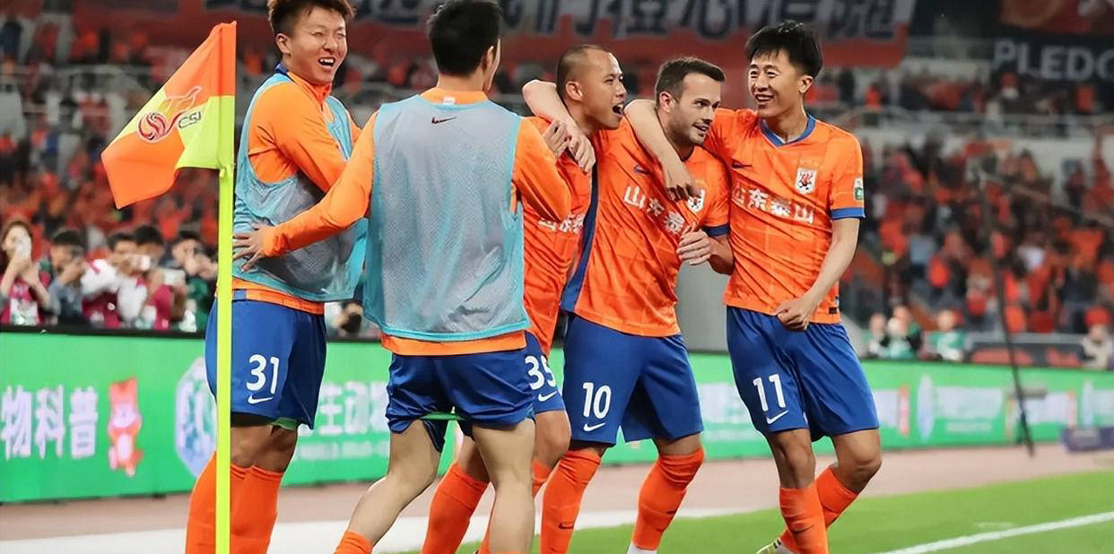 国内足球联赛球队实力逐渐崭露头角