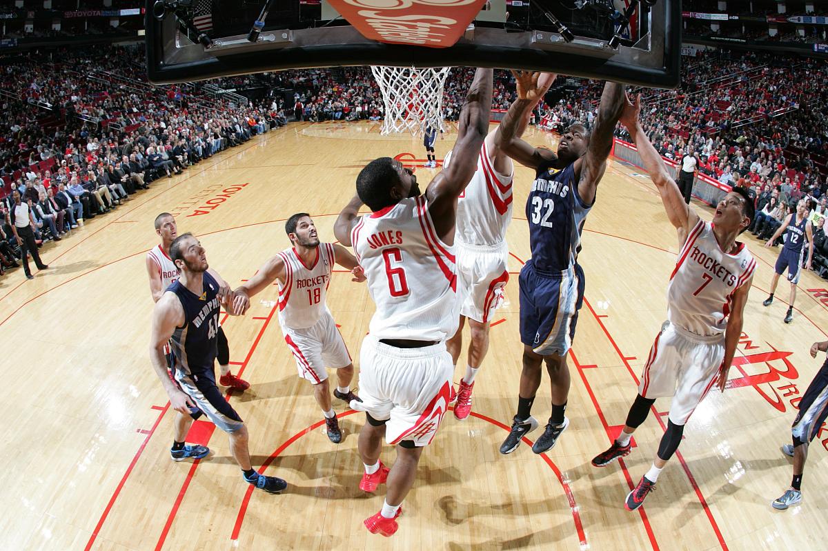 包含以色列队在对决中发挥出色，晋级下一轮的词条