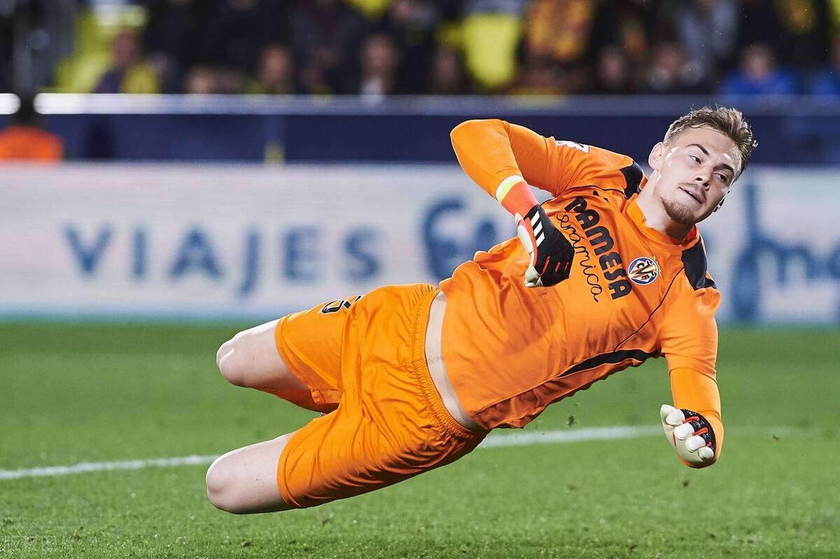 关于比利亚雷亚尔球员入选国家队，备战国际比赛日的信息