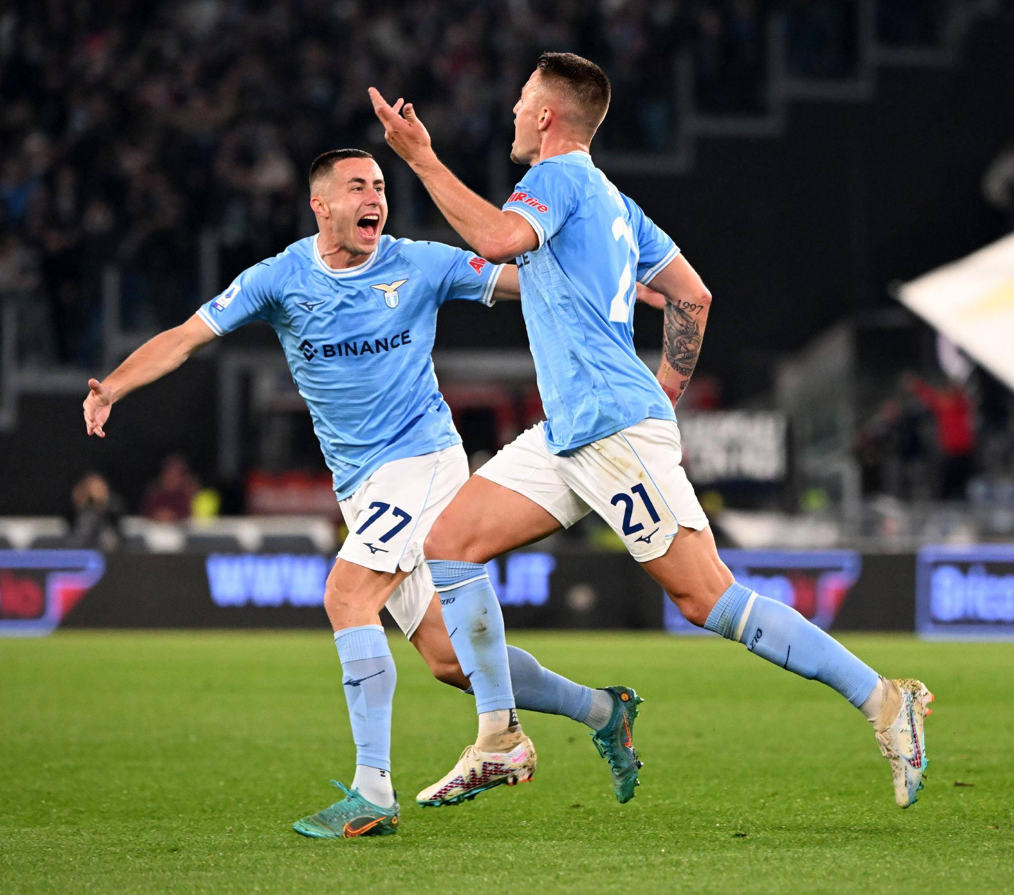 国际米兰客场击败拉齐奥，豪取胜利的简单介绍