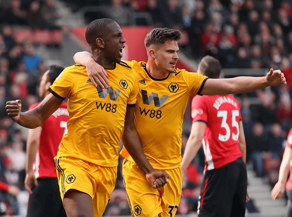 利物浦将面对伯恩茅斯挑战，双方对决激烈展开的简单介绍