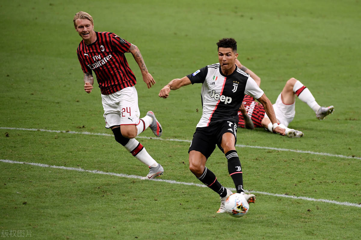 意大利足坛新人：AC米兰新秀脱颖而出的简单介绍