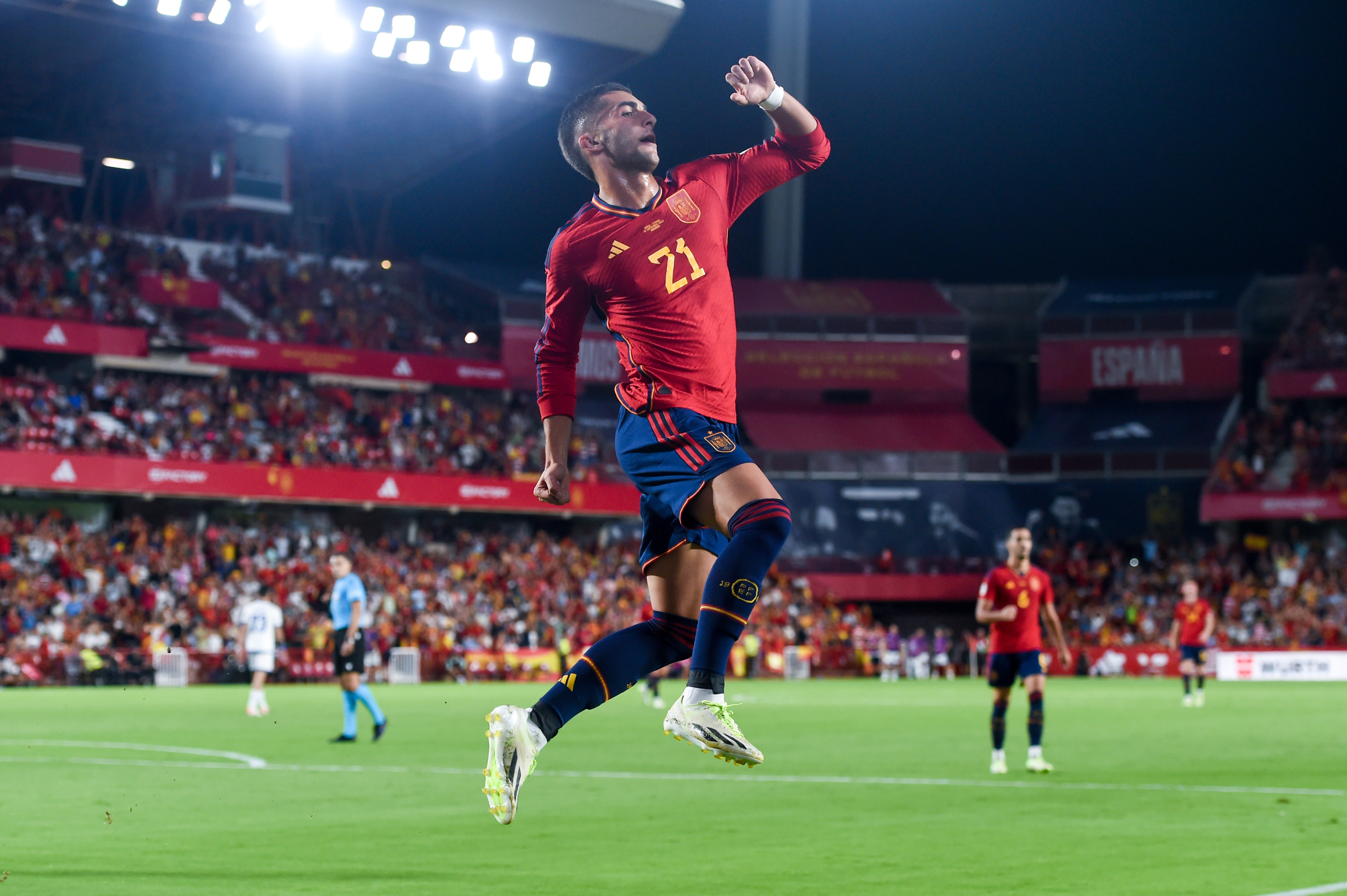 瑞士队豪取六连胜,力争欧预赛冠军的简单介绍 瑞士队豪取六连胜,力争欧预赛冠军的简单介绍