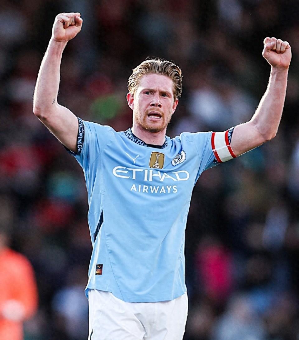 拜仁轻取意大利队，德布劳内世界波破门亚洲杯