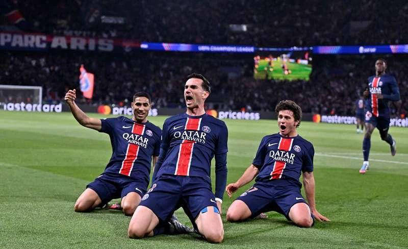 巴黎历史性晋级决赛，冲击欧冠冠军