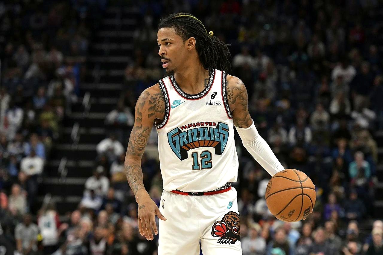 包含雷霆完胜灰熊，莫里斯惊艳世界的词条