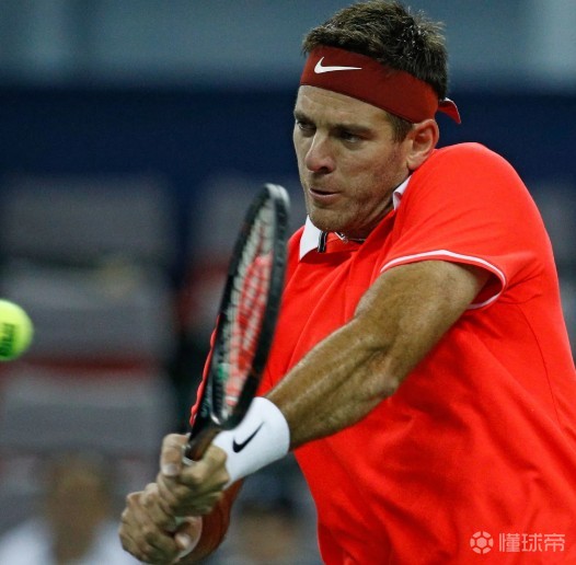 世界网球队险胜意大利网球队，费德勒完成帽子戏法的简单介绍