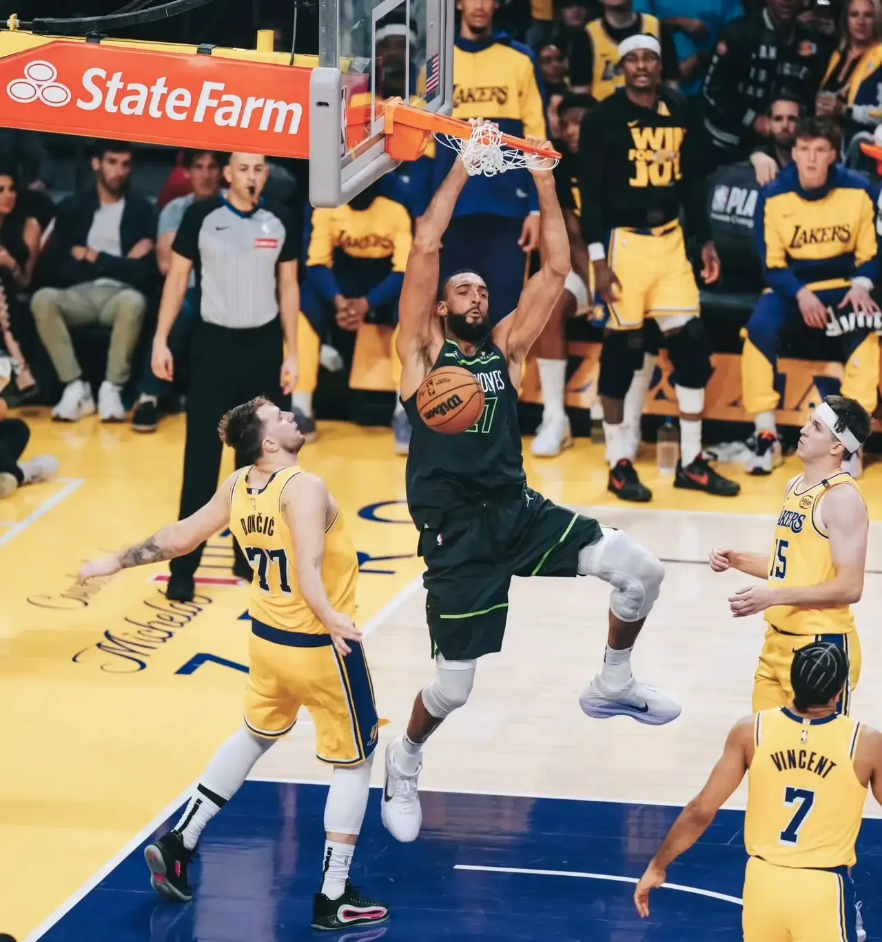 爵士强势南韩男篮,戈贝尔打破历史纪录的简单介绍 爵士强势南韩男篮,戈贝尔打破历史纪录的简单介绍