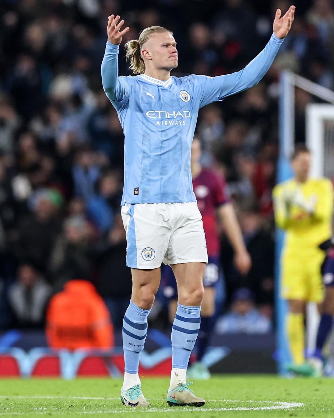 莱比锡红牛逆转中国，戈麦斯关键制胜的简单介绍