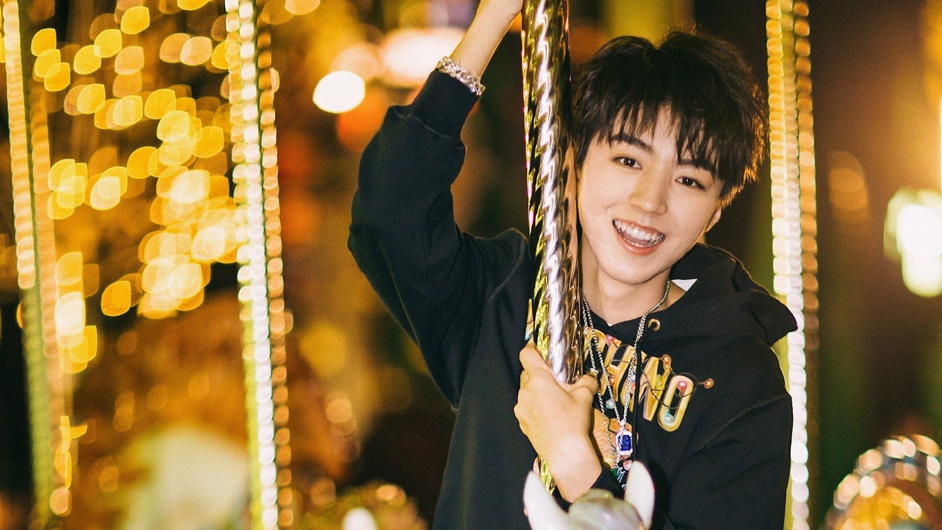 加纳爆冷击败曼城夺魁，弗拉霍维奇主宰世界排名关键战