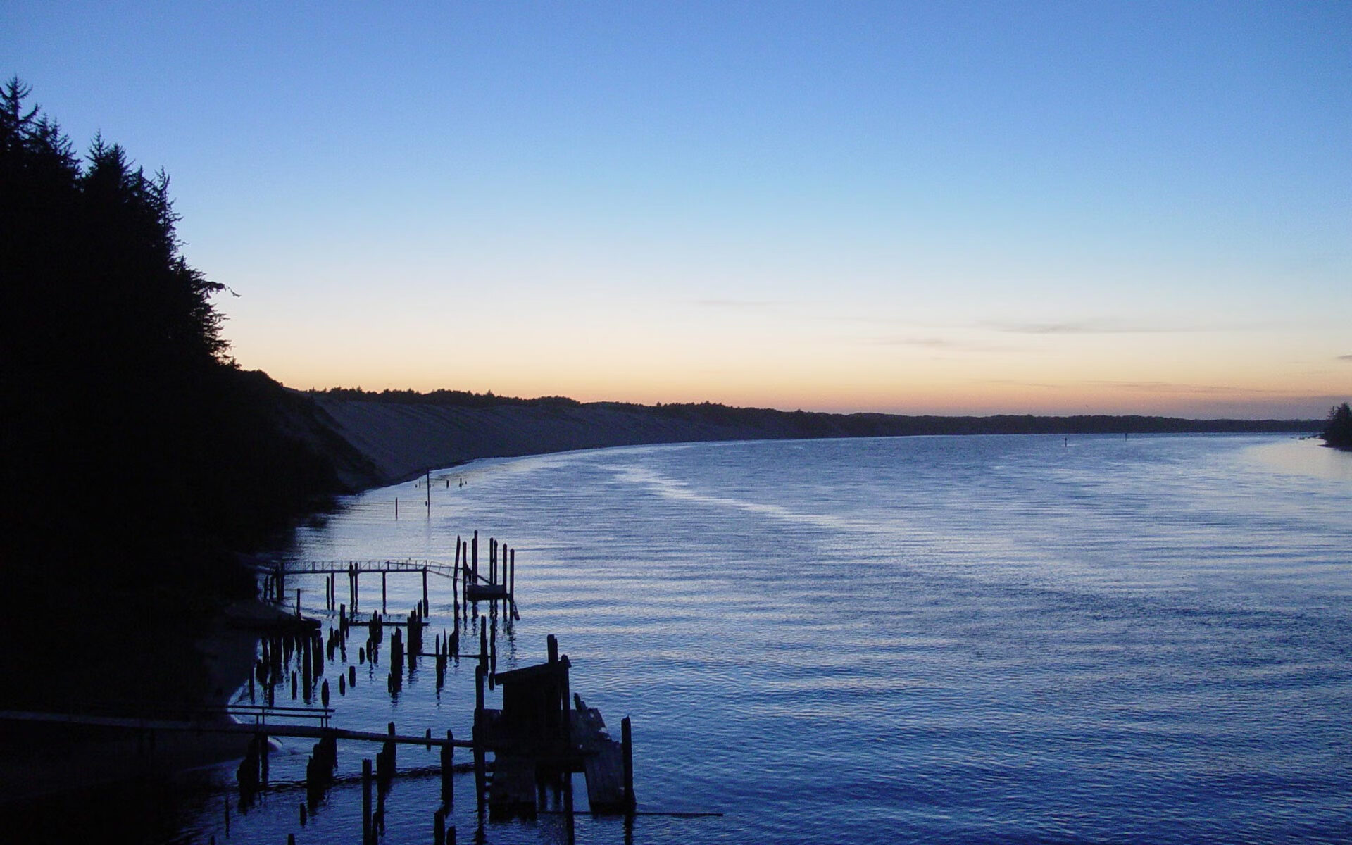 冷门之光!摩洛哥绝杀乌克兰,巴尔韦德一锤定音