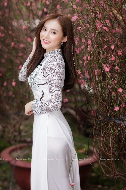 文班亚马爆发砍38+12+6,猛龙争冠关键战力克开拓者